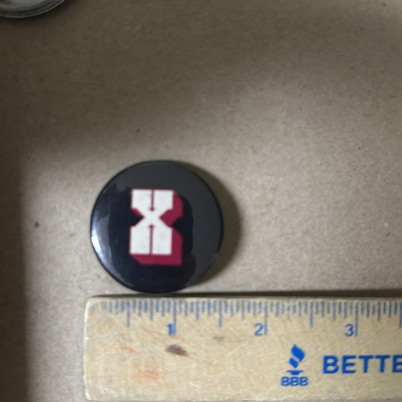 Button Pins Alphabets Bundle - Picture 3 of 3